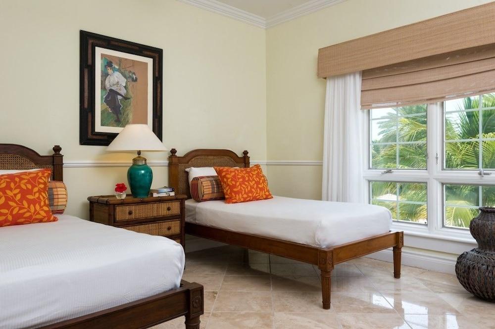 Point Grace Hotel Grace Bay Kültér fotó