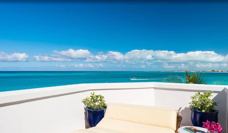 Point Grace Hotel Grace Bay Kültér fotó